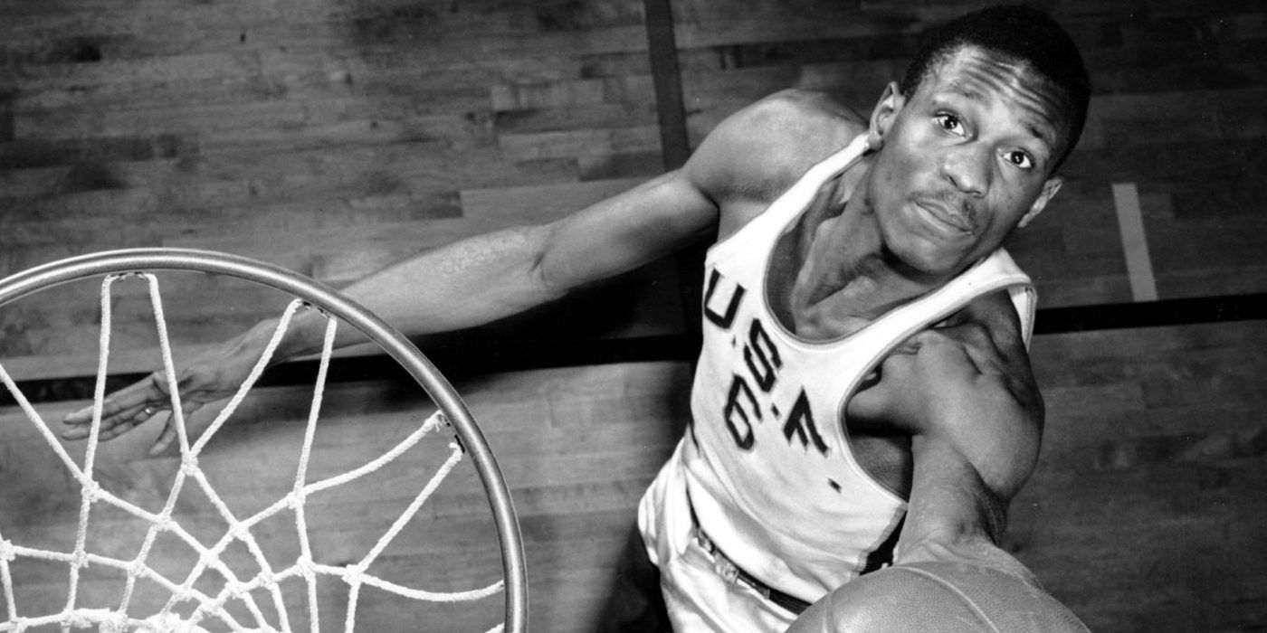 Bill Russell pictured at the rim.
