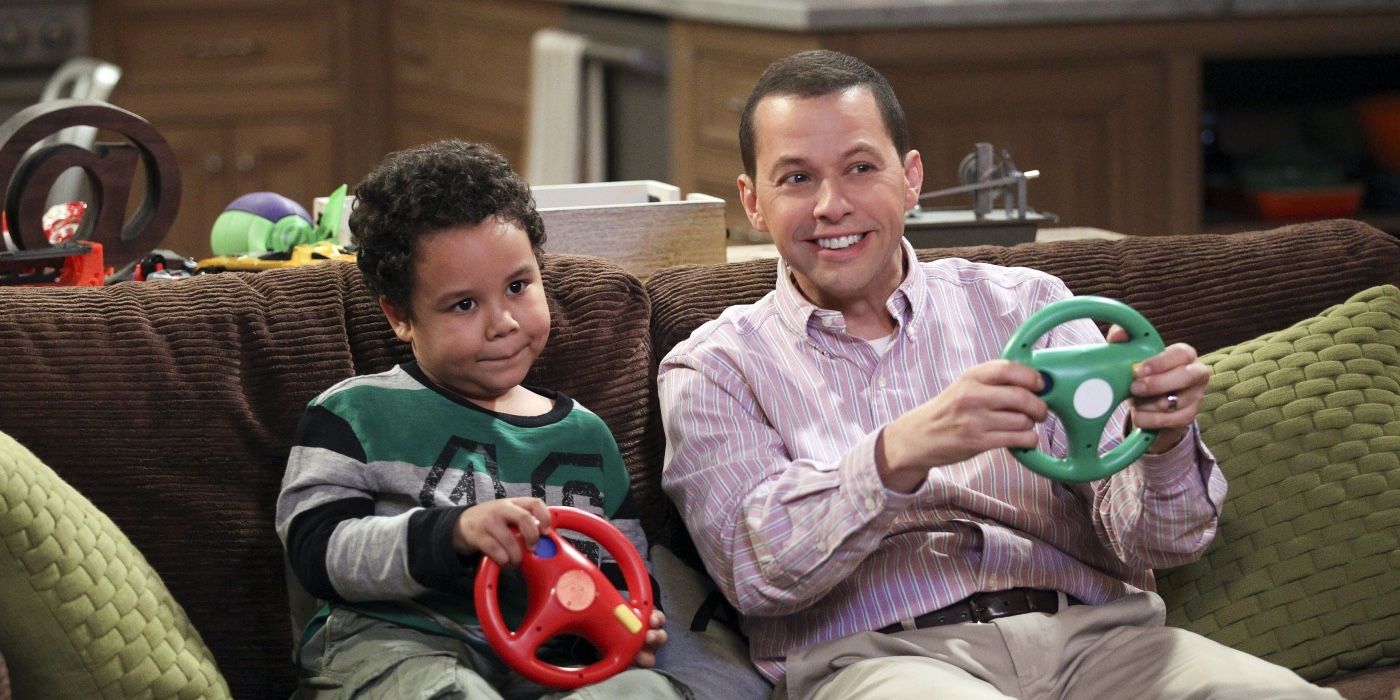 Alan and Louis playing a game in the Two and Half Men episode Alan Shot a Little Girl 