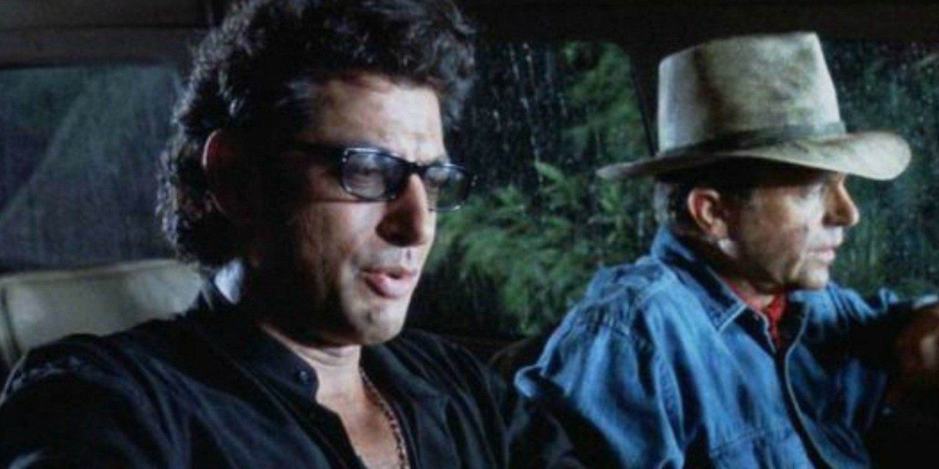 Alan Grant and Ian Malcolm in the car in Jurassic Park
