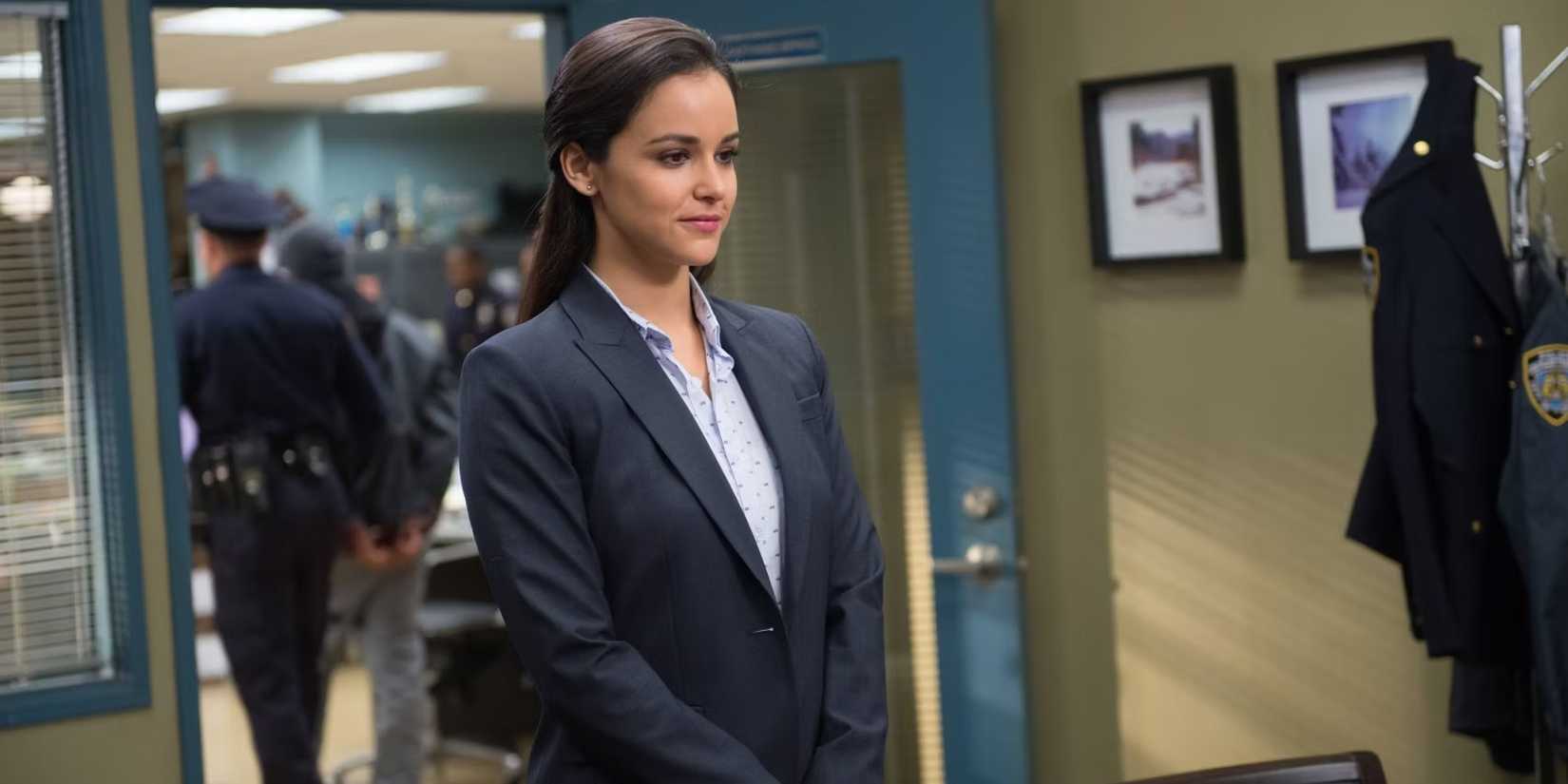 Amy in the precinct in Brooklyn 99