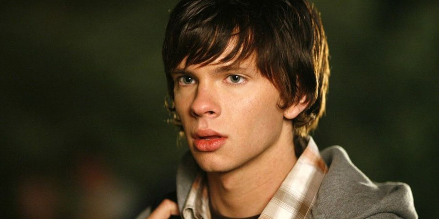 Devon Graye as teenage Dexter Morgan