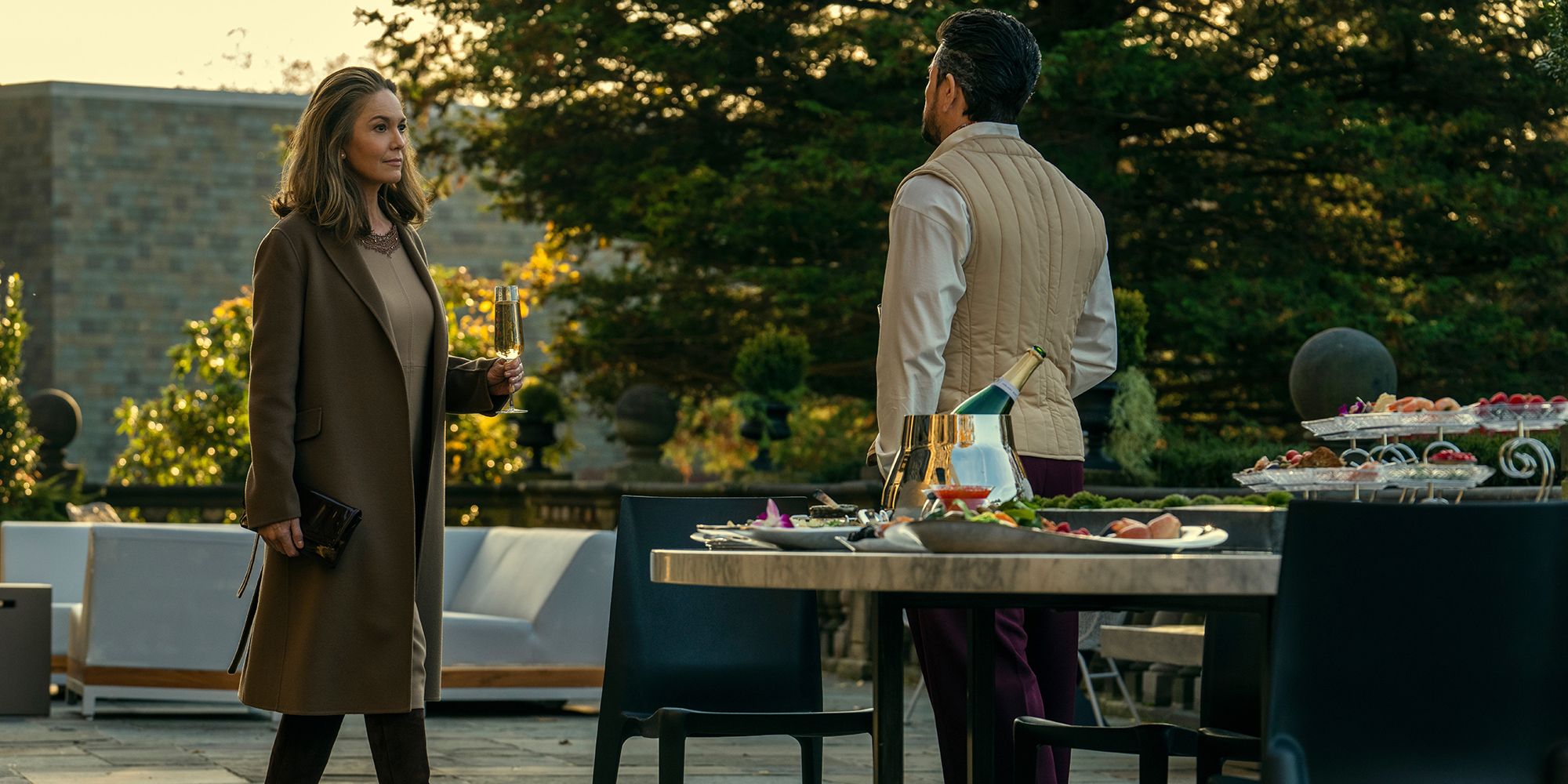 Diane Lane & Kit Harington in Extrapolations 108