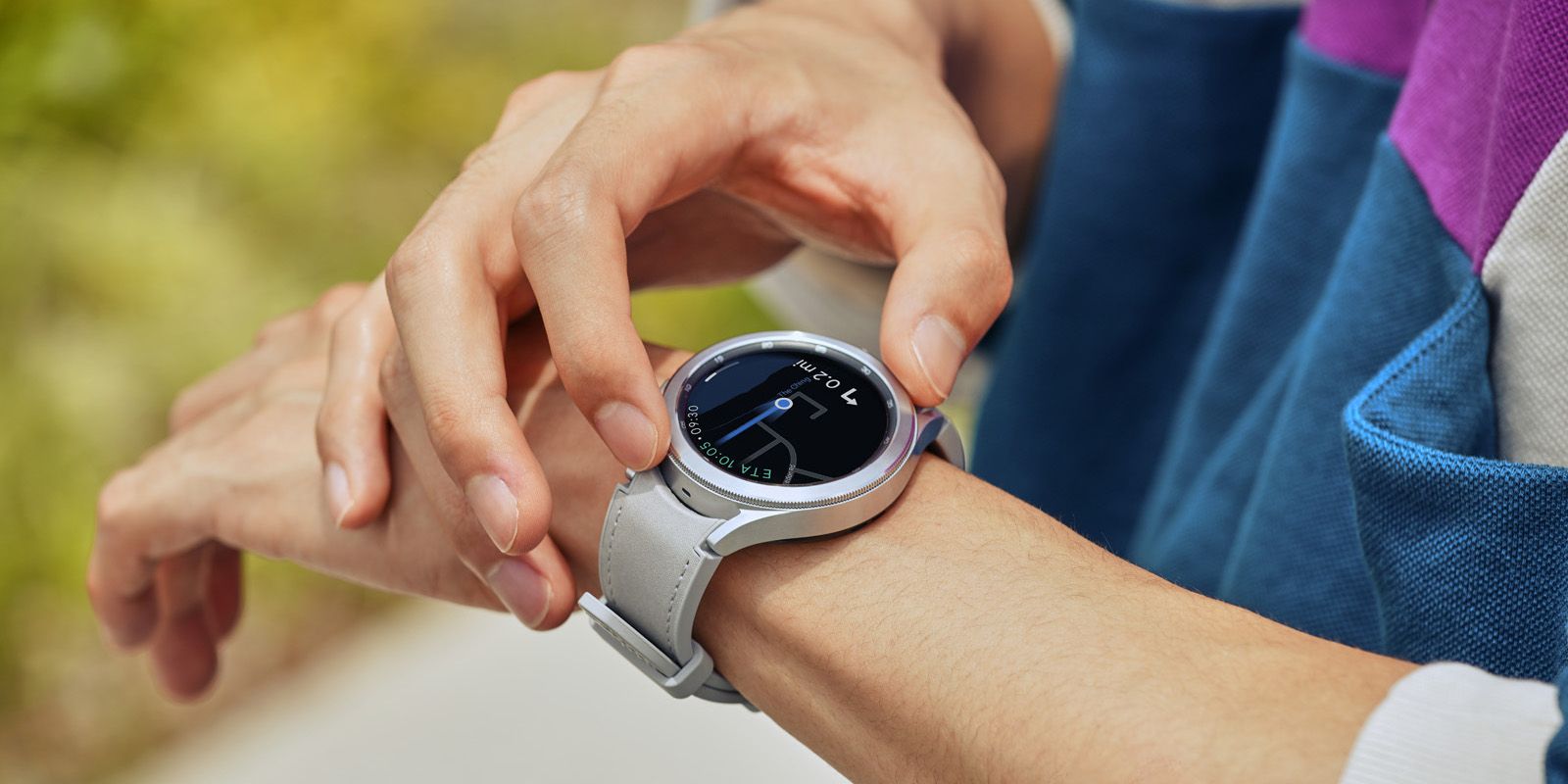 A person using the rotating bezel on the Galaxy Watch 4 Classic