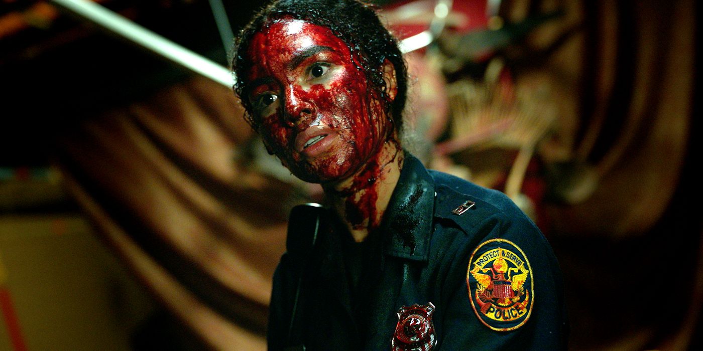 Jessica Sula as Loren in Malum-1