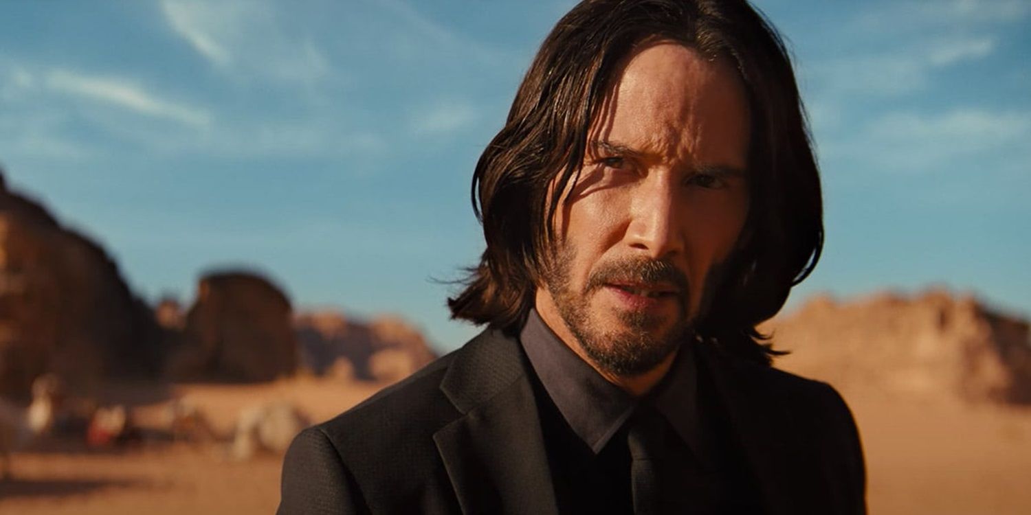 Keanu Reeves in the desert in John Wick Chapter 4