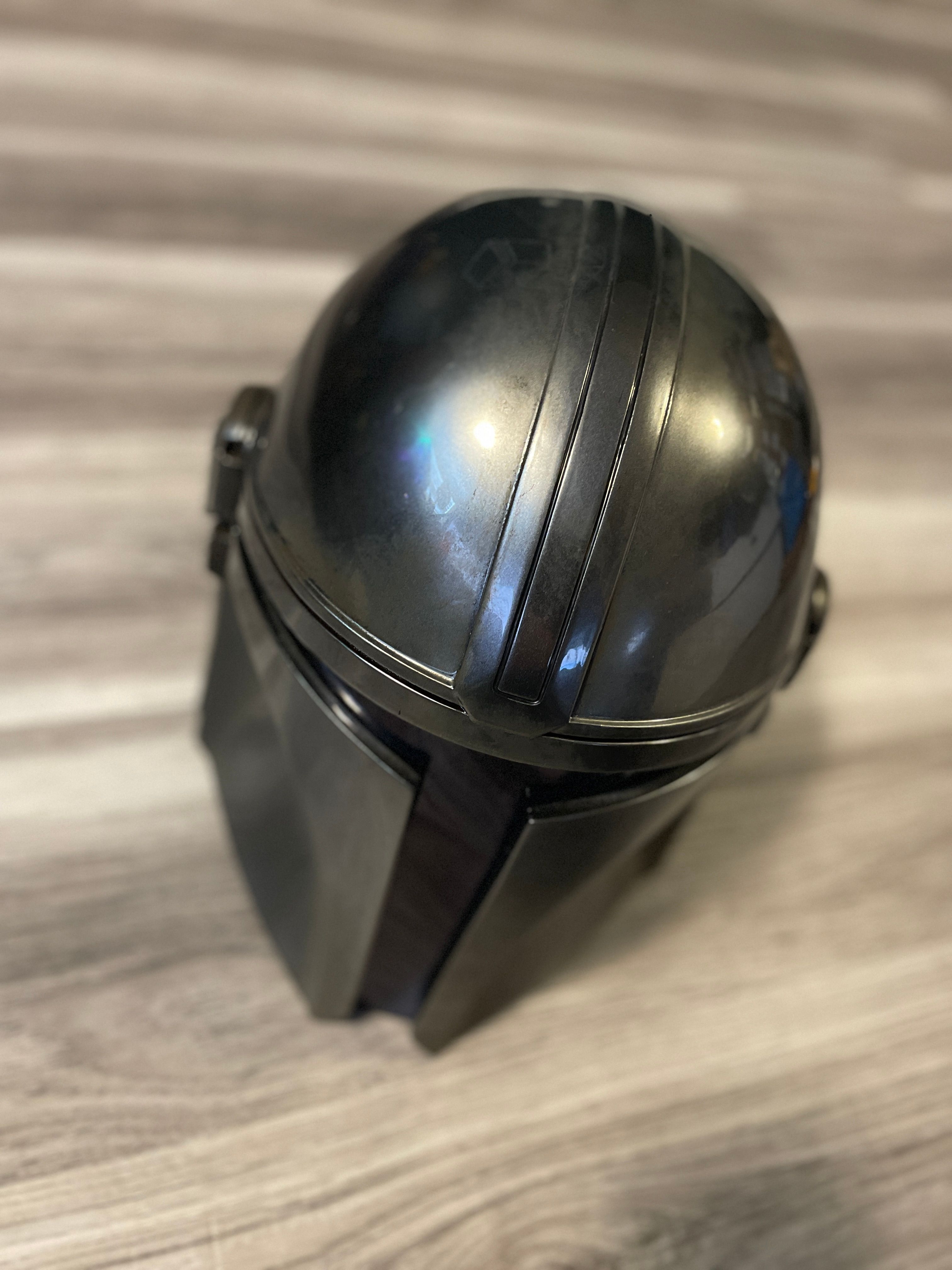 The Mandalorian Helmet by Denuo Novo Review