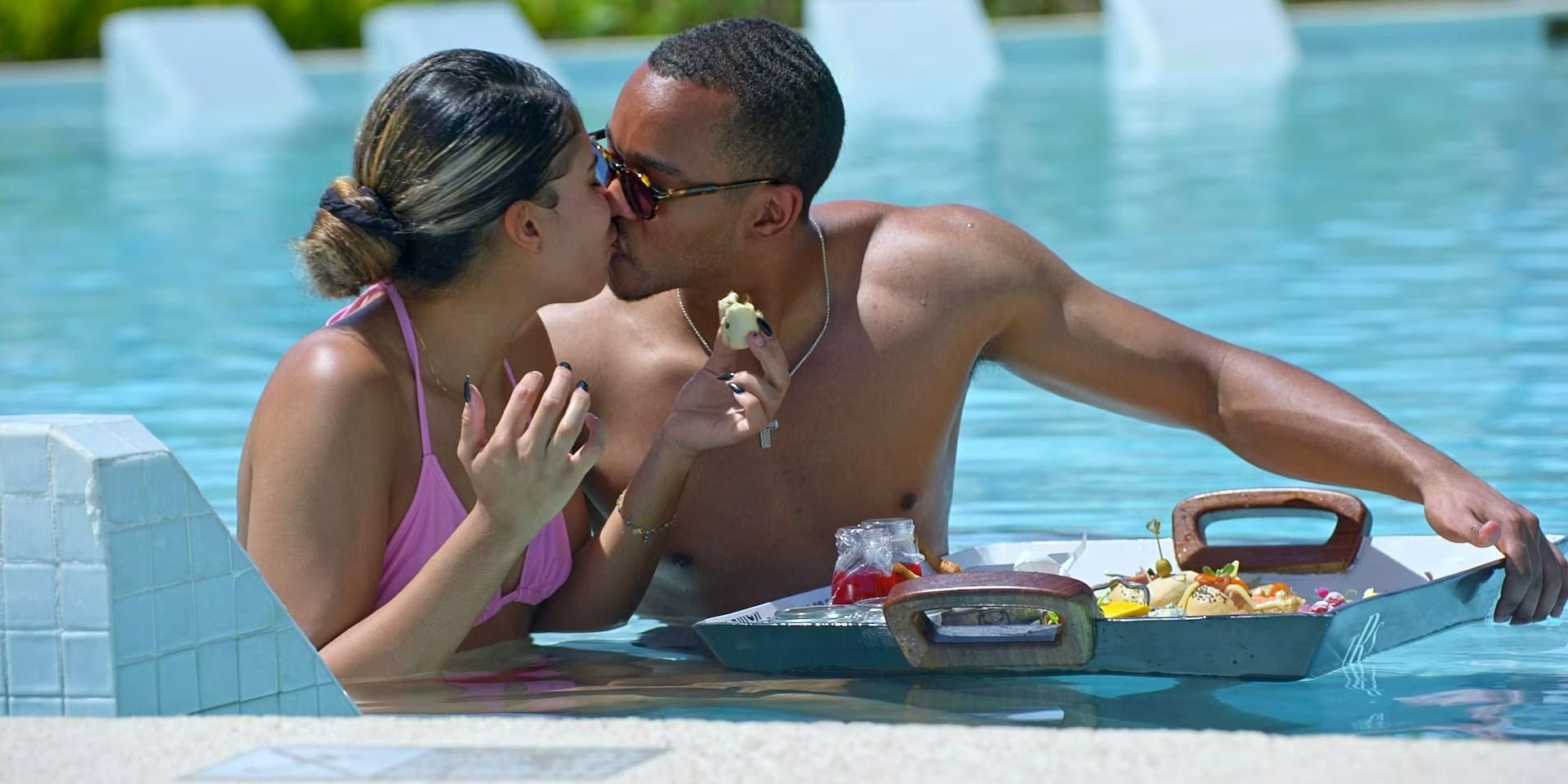 Marshall and Jackelina kissing in the pool on Love Is Blind