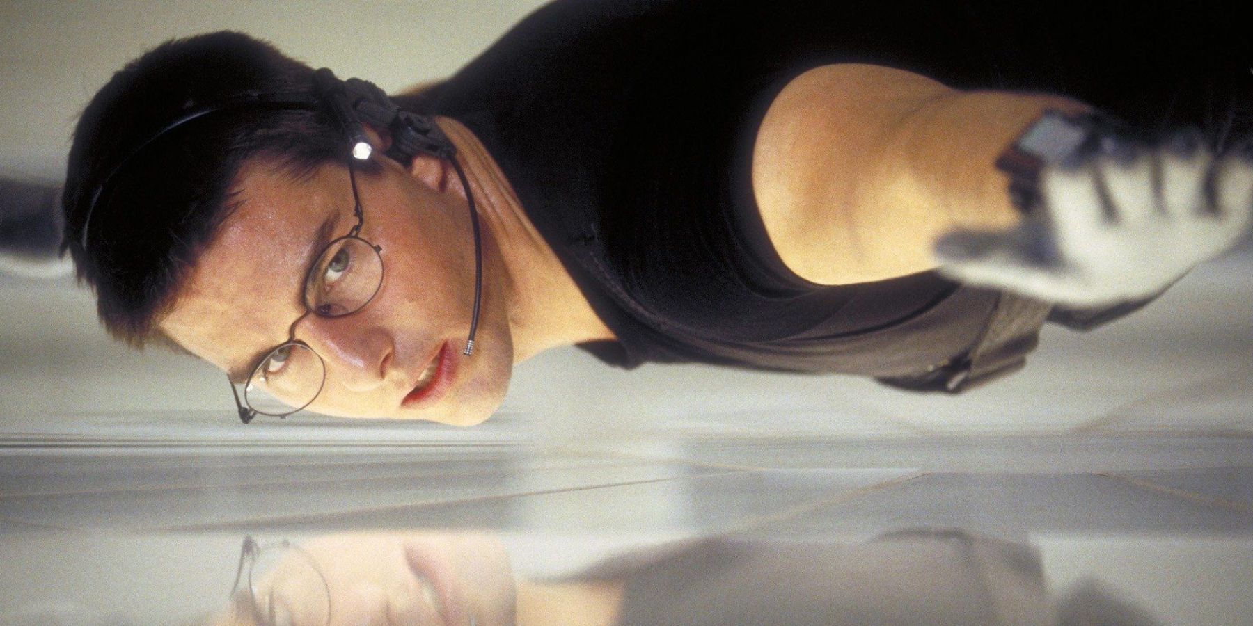 10 Harsh Realities Of Rewatching Tom Cruises First Mission: Impossible 28 Years Later