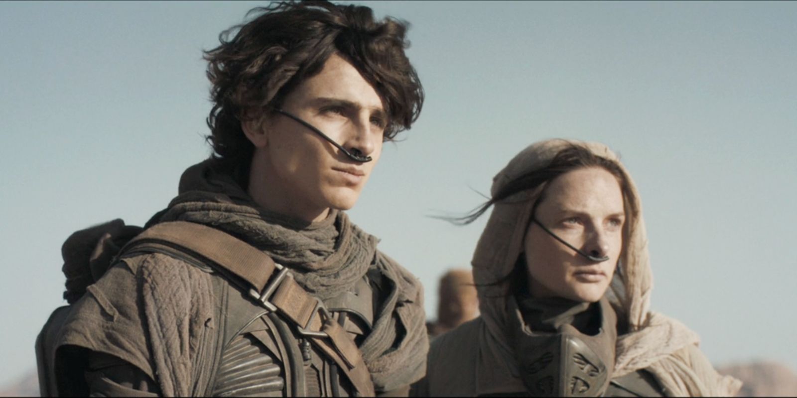 Paul and Jessica in Dune Part 1 on Arrakis