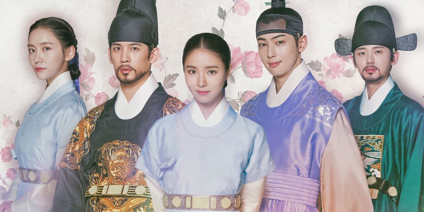 Rookie Historian Goo Hae-ryung Cast posing in Joseon Dynasty attire