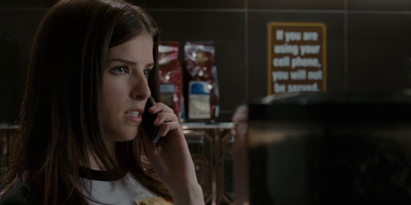 Anna Kendrick as Stacey Pilgrim talking on the phone in Scott Pilgrim vs the World. 