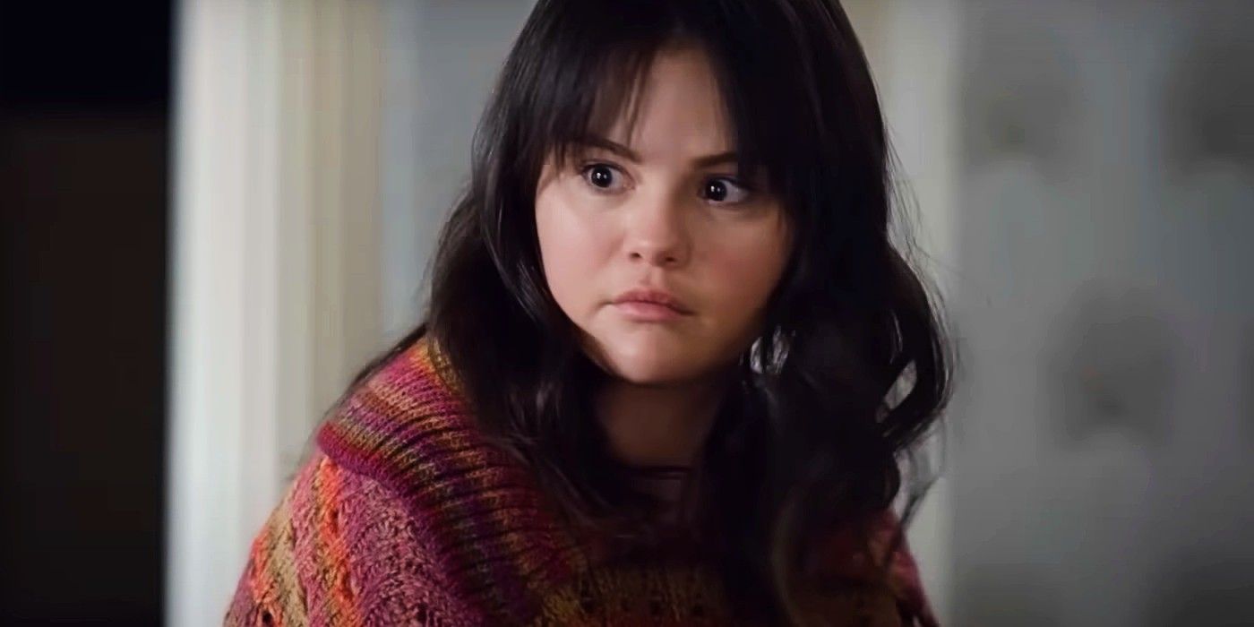 Selena Gomez como Mabel luciendo sorprendida en Only Murders in the Building temporada 3