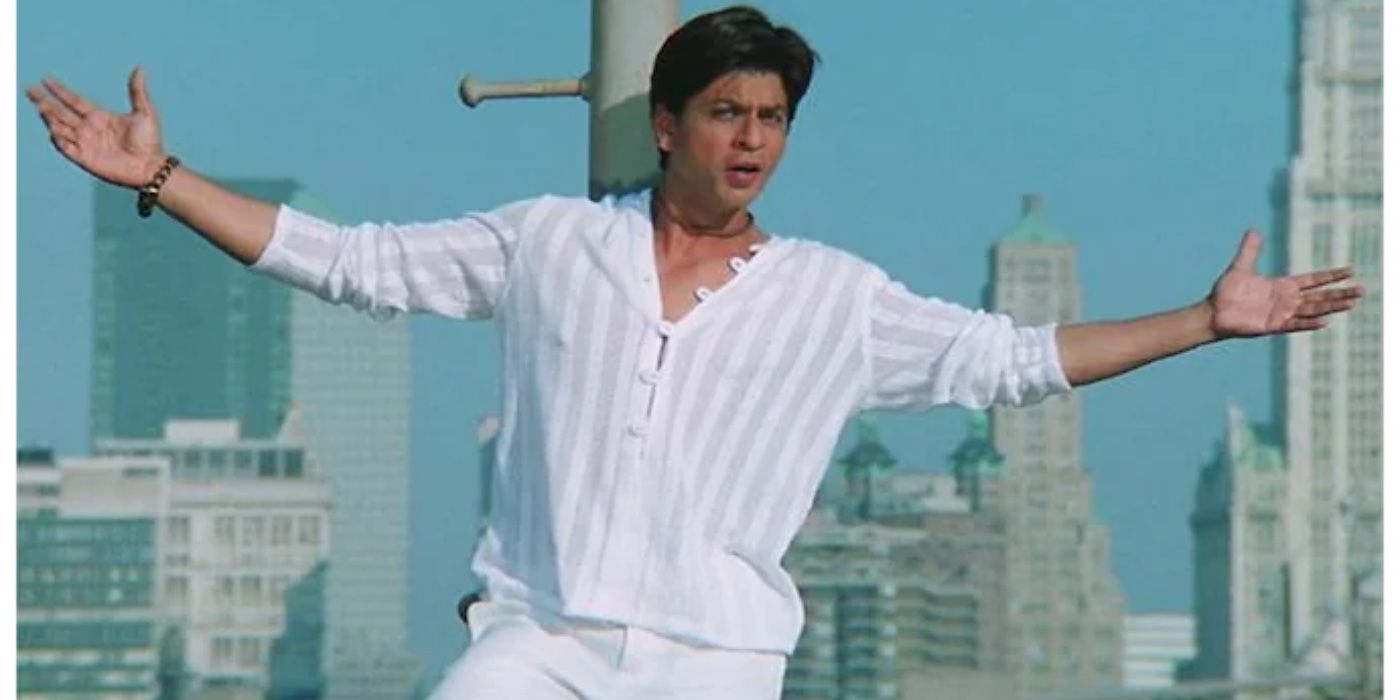 Shah Rukh Khan with his arms out in Kal Ho Na Ho