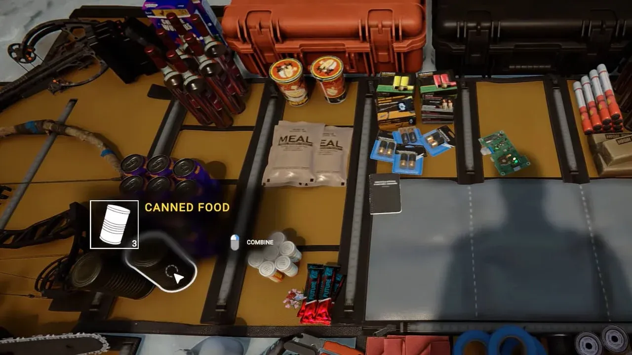 Canned food in the player's inventory in Sons of the Forest