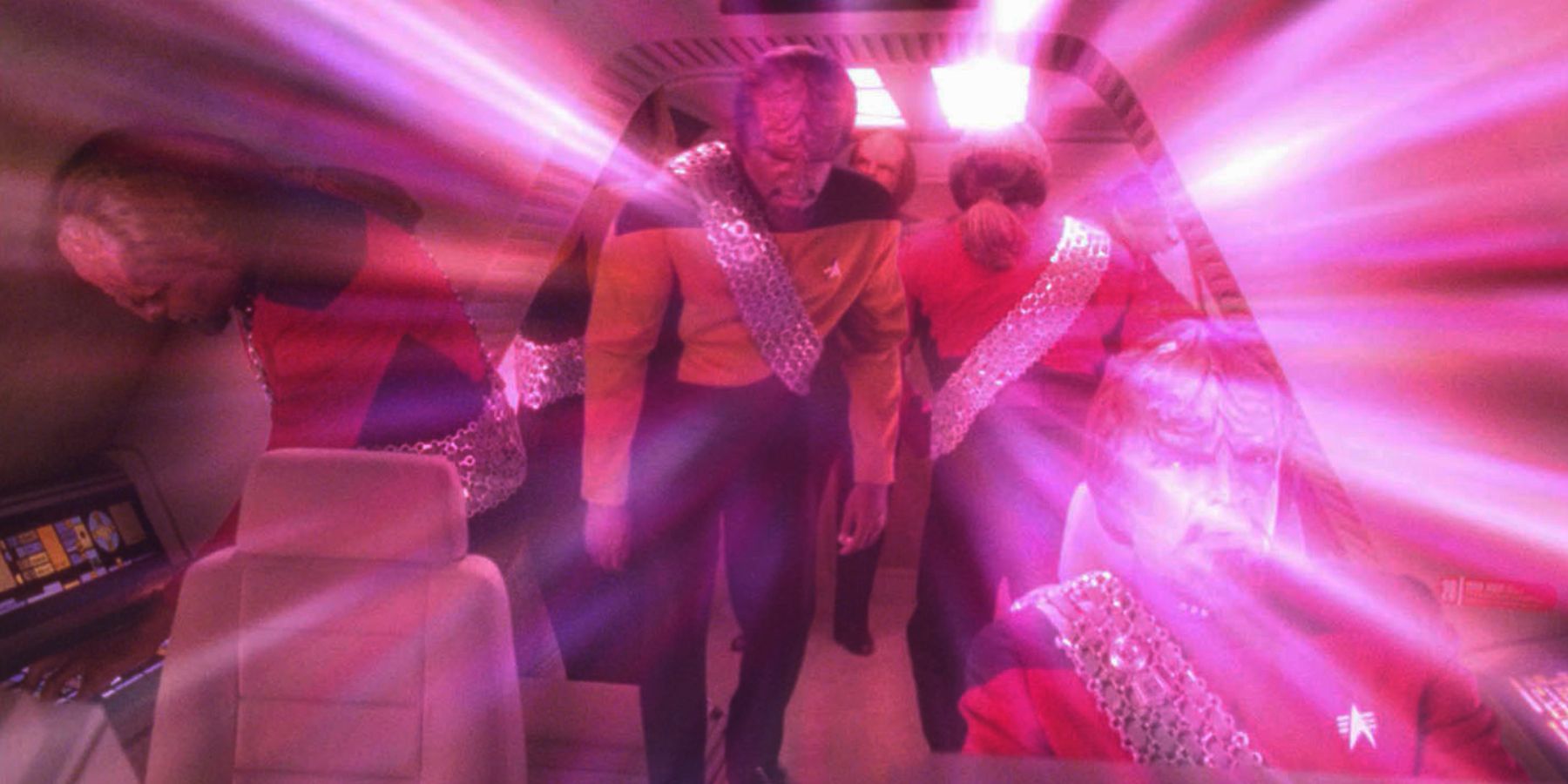 Multiple Worfs in the TNG episode Parallels