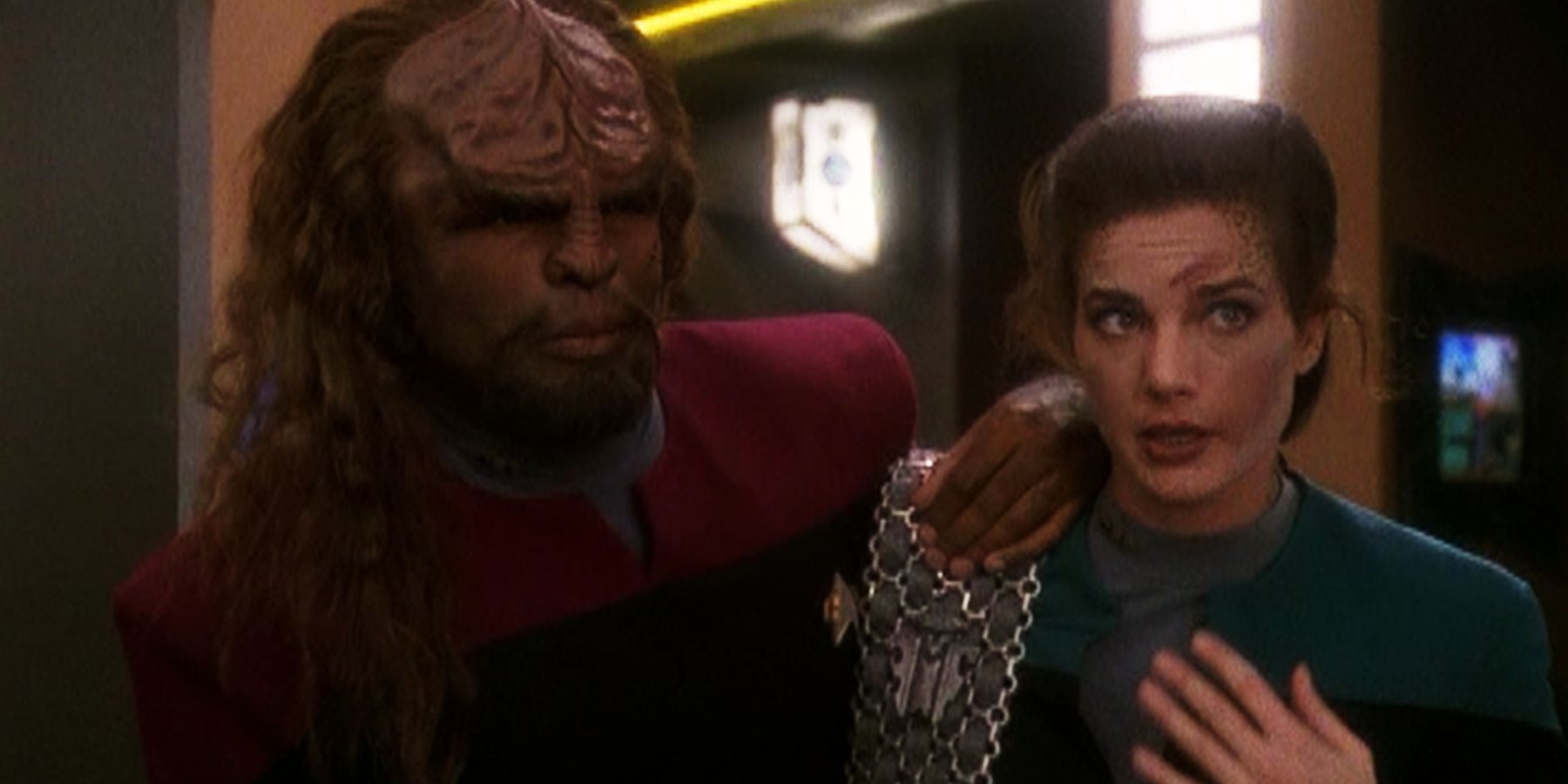 Worf and Dax find love in DS9 season 5, episode 3