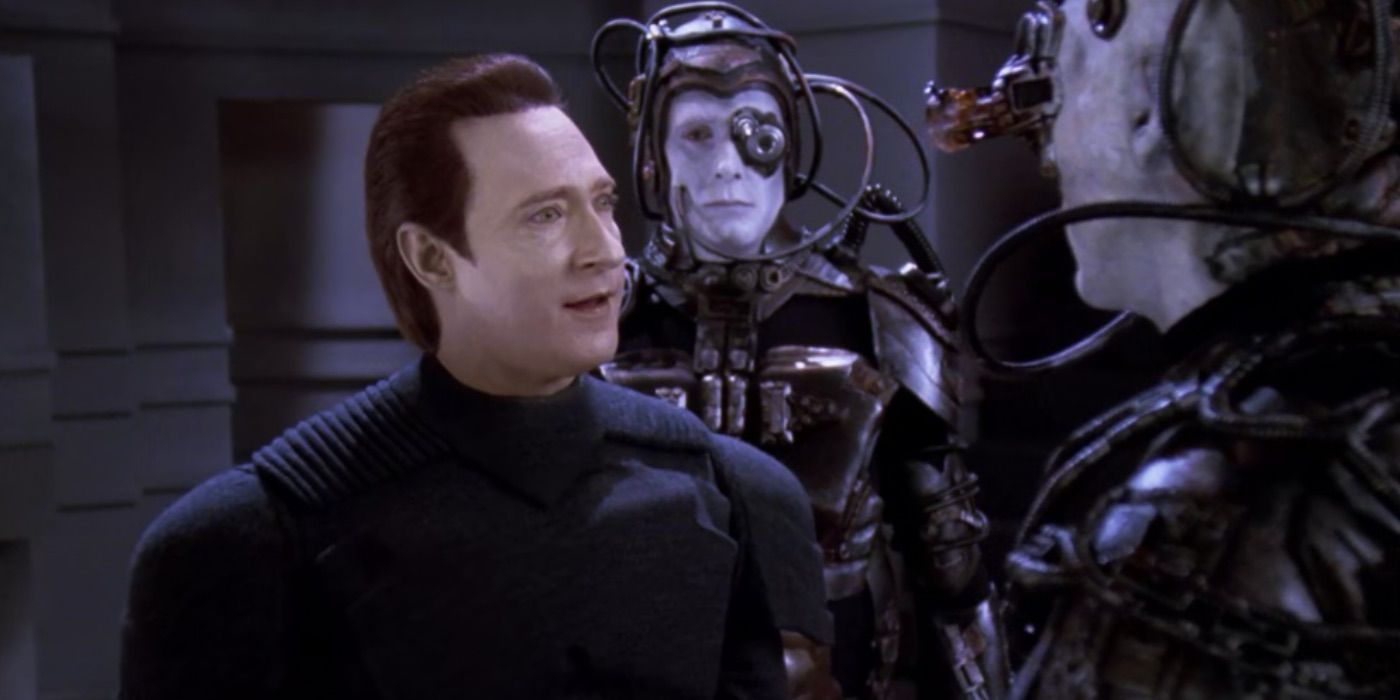 Lore talks to Borg drones in Star Trek TNG