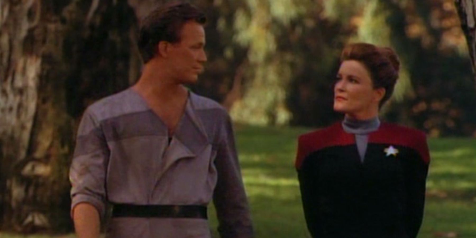 Captain Janeway recruits Tom Paris in Voyager season 1