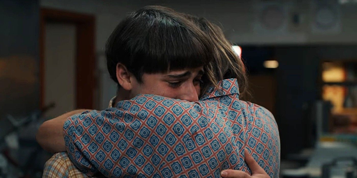 will and jonathan hugging in stranger things