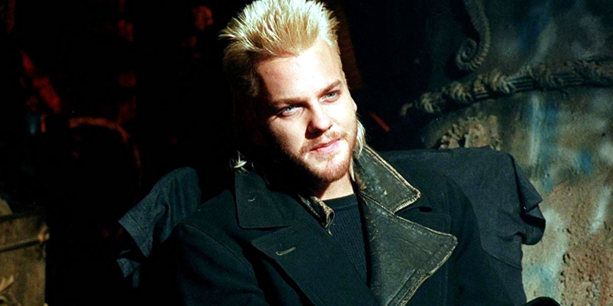 Kiefer Sutherland as David smiling in The Lost Boys 