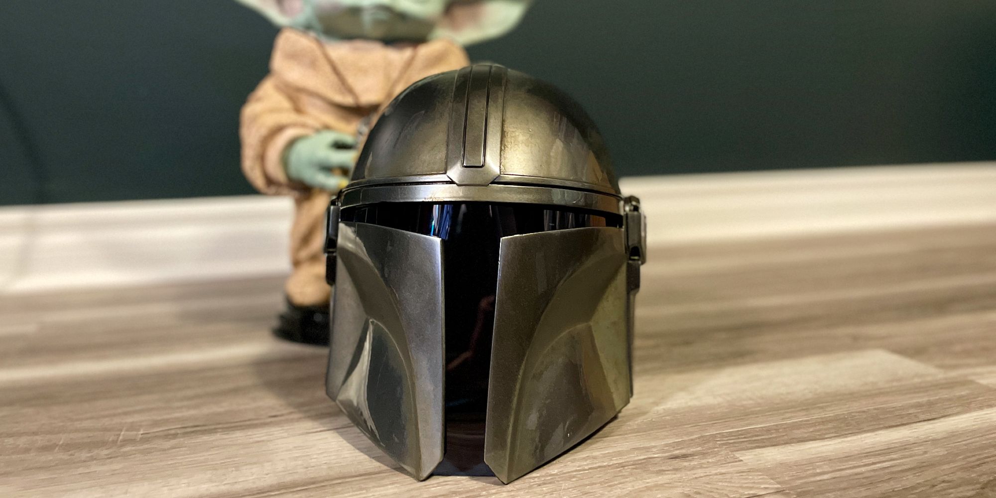 The Mandalorian Helmet Denuo Novo Review