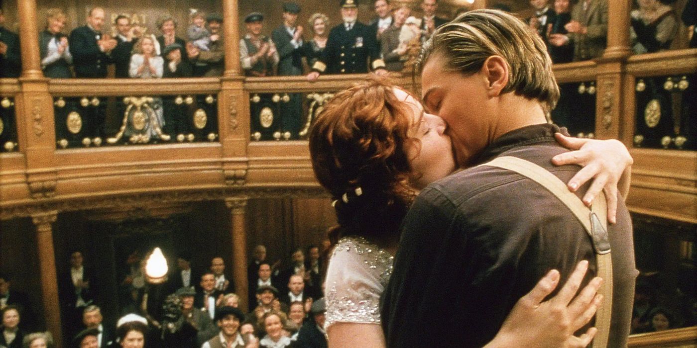 Titanic mengakhiri ciuman Rose dan Jack