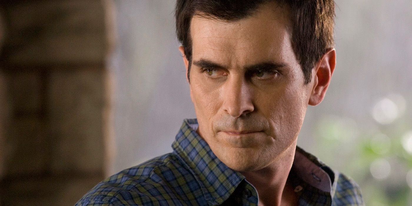 Ty Burrell como Leonard Samson em O Incrível Hulk olhando fora da tela