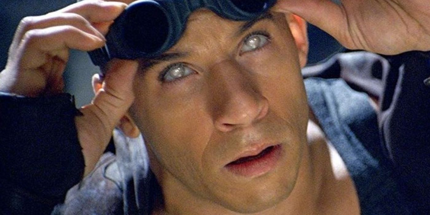 Riddick uses his enhanced eyes in Pitch Black