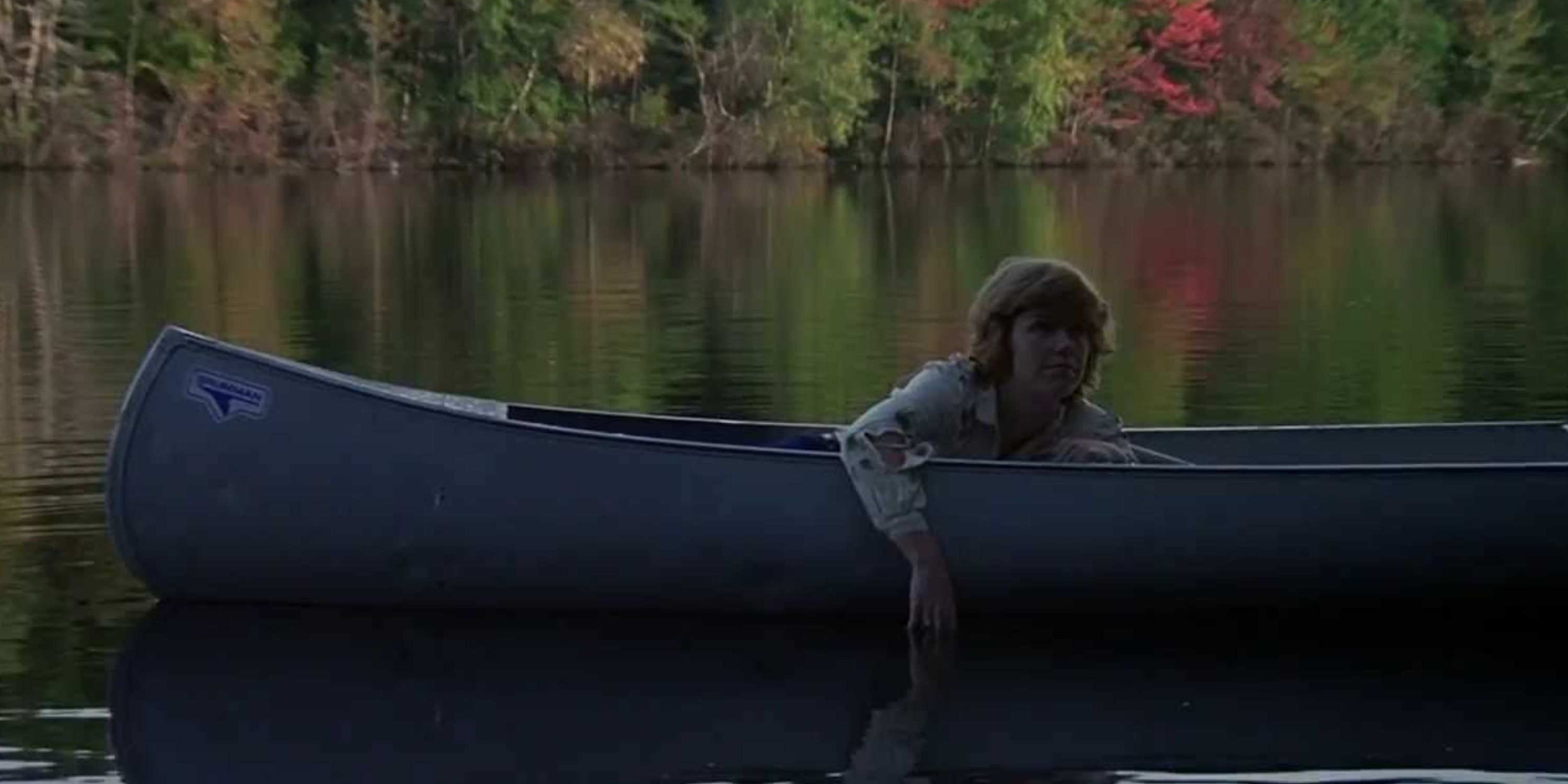 Alice in the boat floating on the lake at the end of Friday the 13th