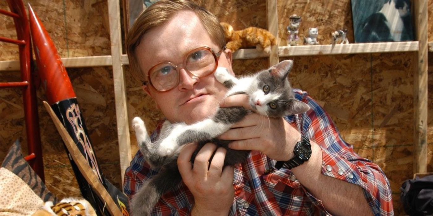 Bubbles (Mike Smith) holding a cat in Trailer Park Boys