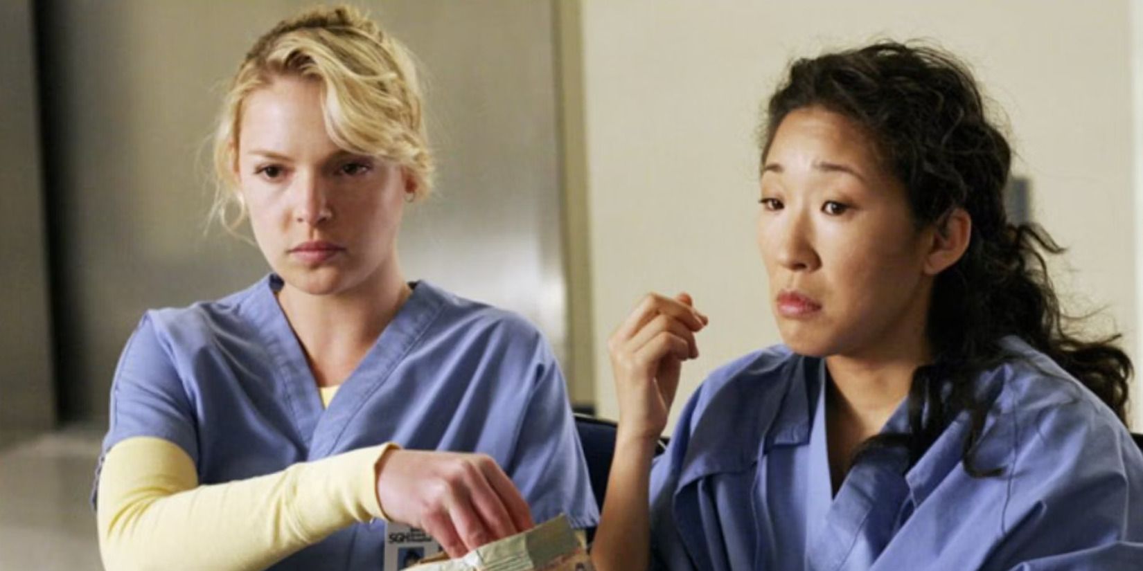 Katherine Heigl As Izzie Stevens & Sandra Oh As Cristina Yang In Grey's Anatomy.jpg