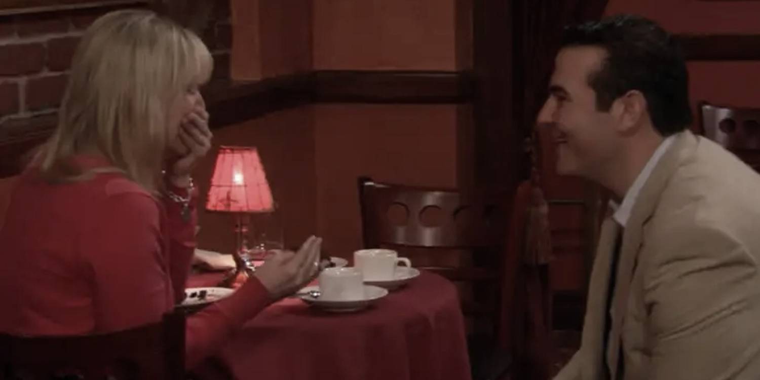 How I Met Your Mother: Cena de figurantes na 2ª temporada foi real 1 Cena de How I Met You Mother (Reprodução)