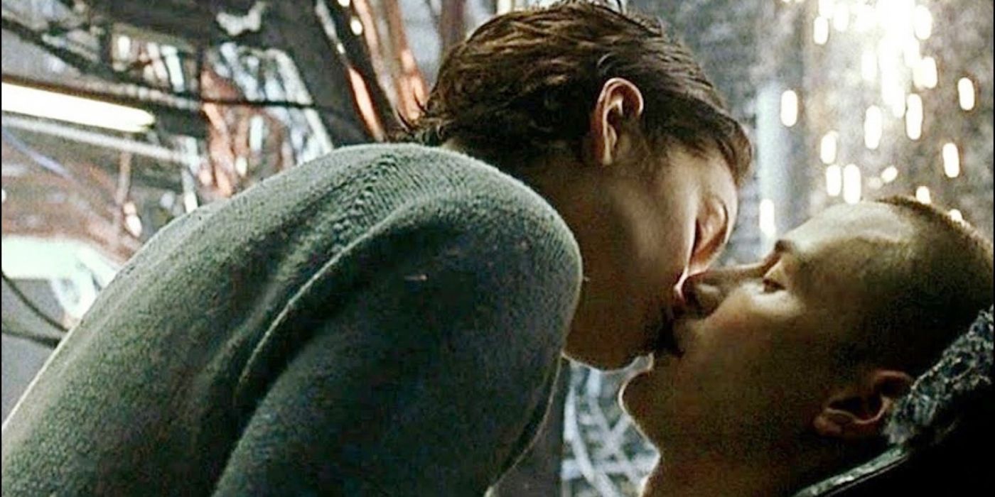 Beijo entre Neo e Trinity 