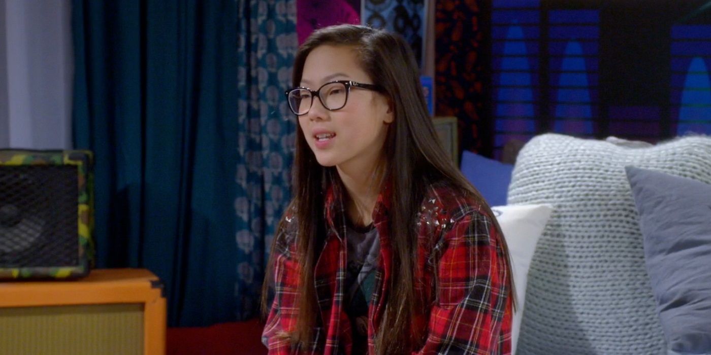 Madison Hu looking off-screen in Bizaardvark