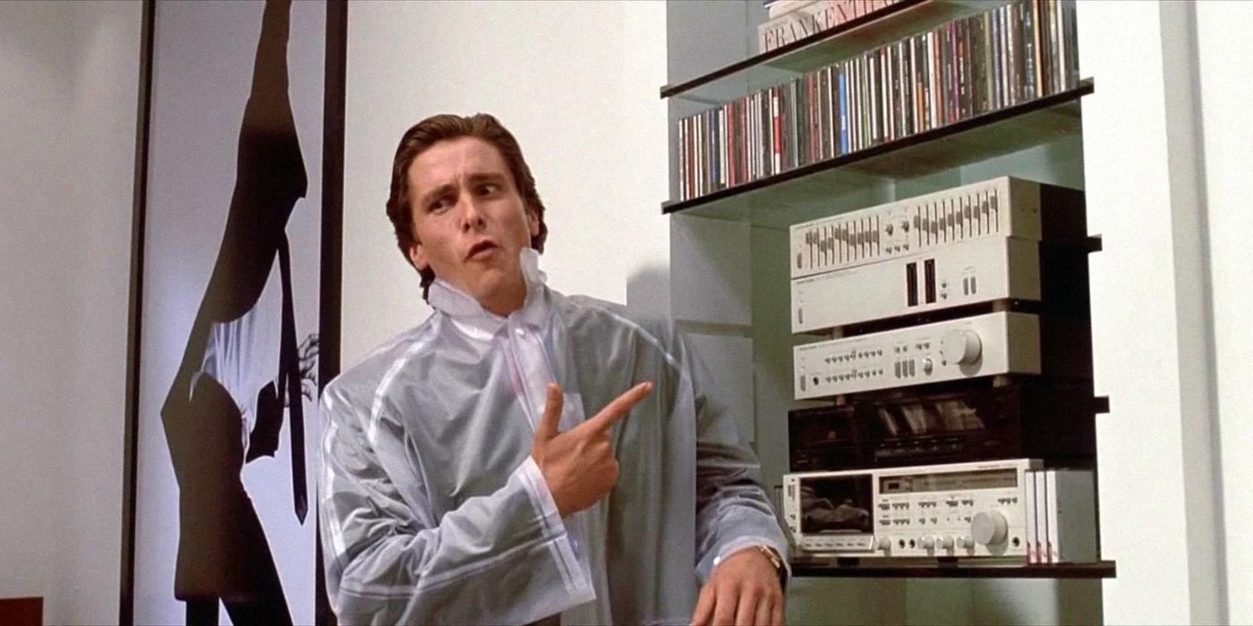 Patrick Bateman apontando para sua coleção de discos em American Psycho