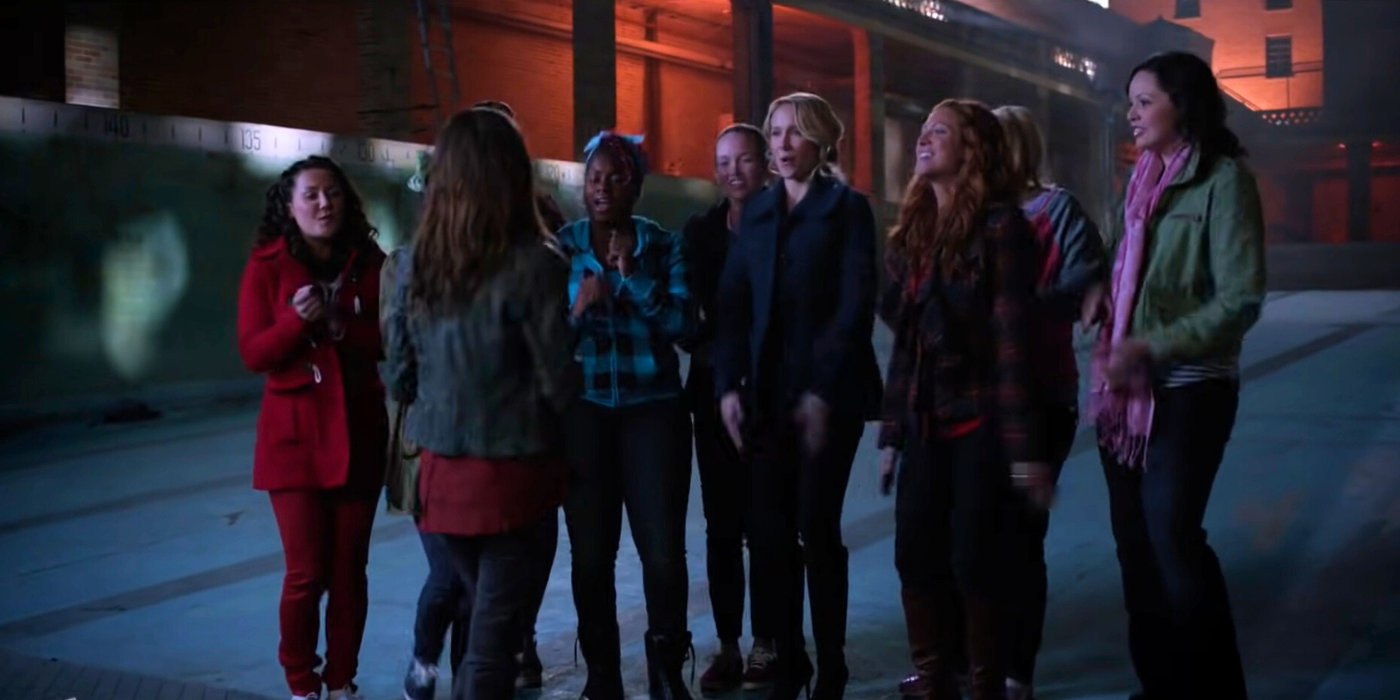 The Barden Bellas in the Pitch Perfect pool mashup scene