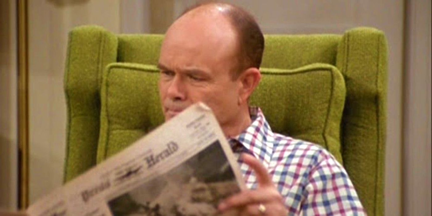 Red reading the newspaper in That 70s Show
