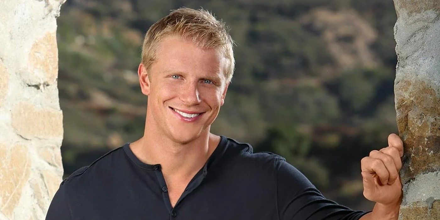 Sean Lowe The Bachelor smiling outside