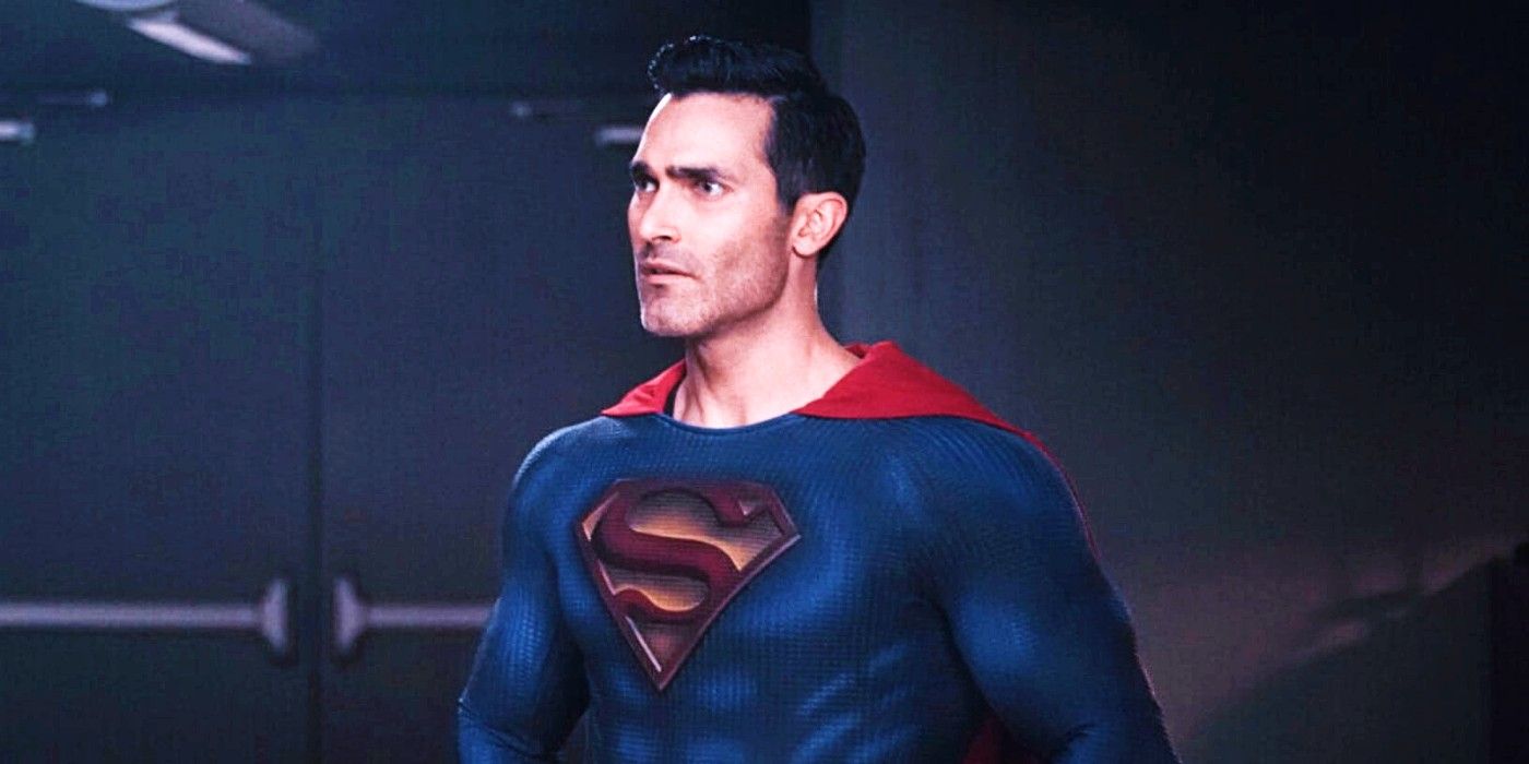 Tyler Hoechlin como Superman en Superman & Lois mirando fuera de la pantalla