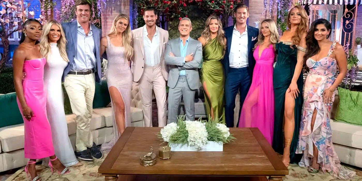 Cast members from Southern Charm season 8 pose and smile at the reunion