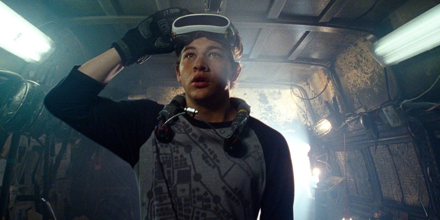 Wade wearing a VR headset in Ready Player One