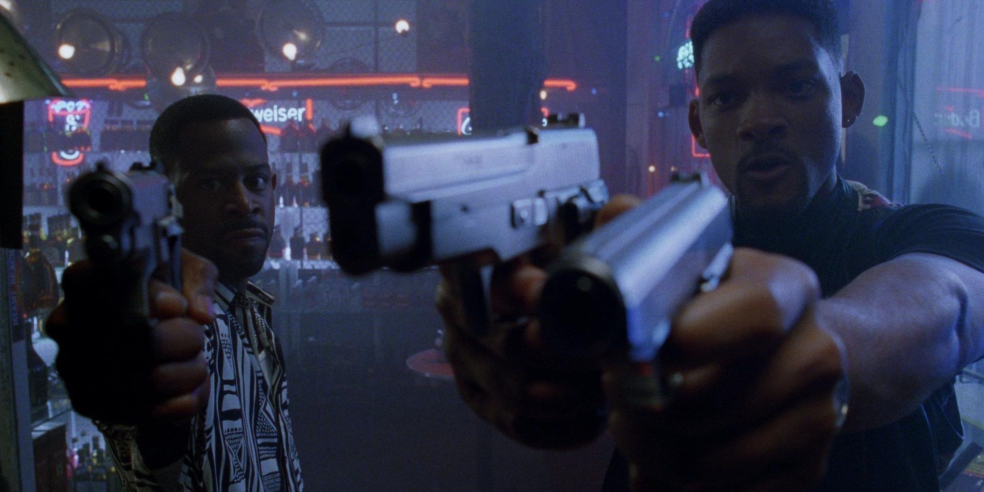 Will Smith e Martin Lawrence com armas em Bad Boys