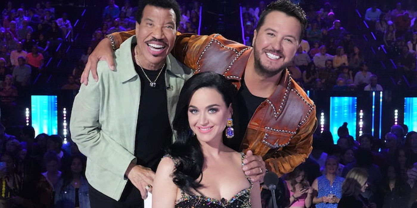 American Idol Season 21 Judges Lionel Richie, Katy Perry & Luke Bryan smiling on set for promo picture