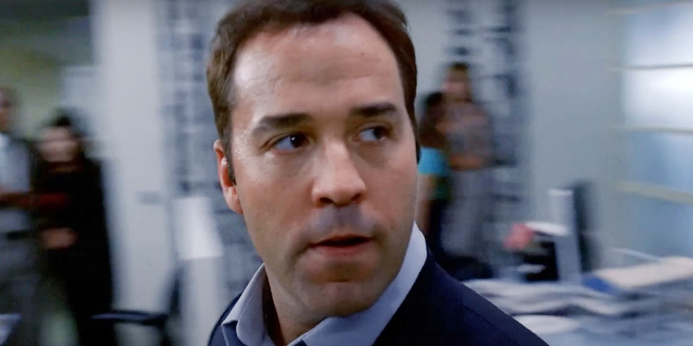 Ari Gold surrounded by blurs