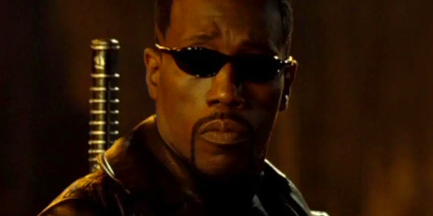 Wesley Snipe staring at something in Blade Trinity