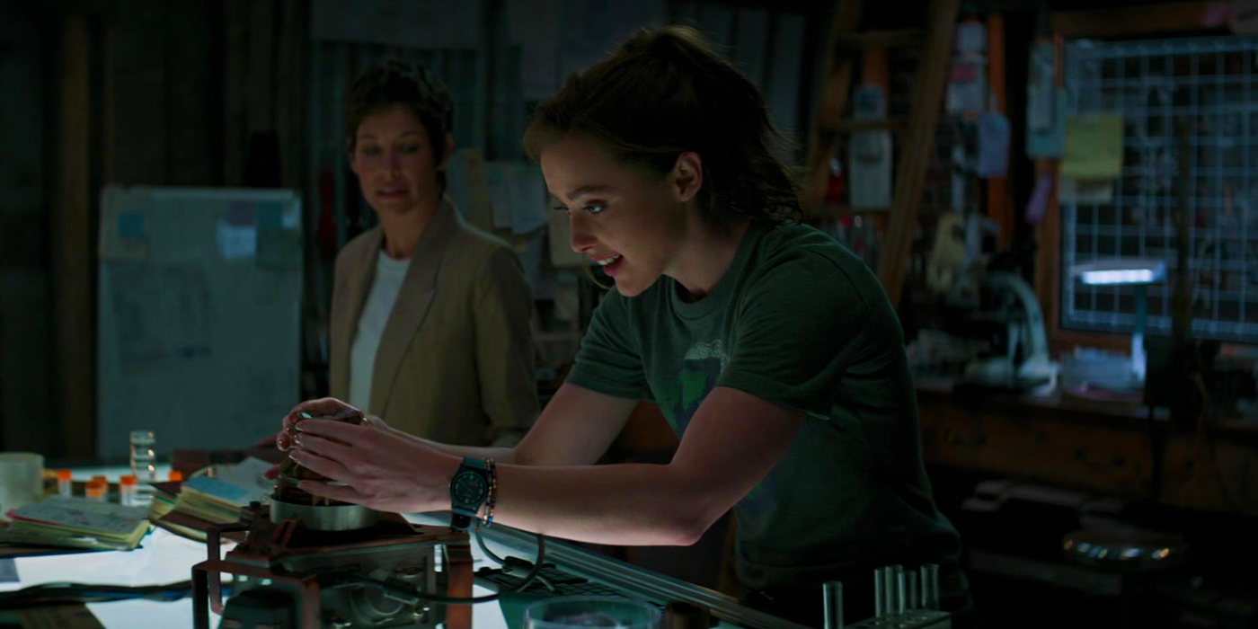cassie with her machine in ant-man 3