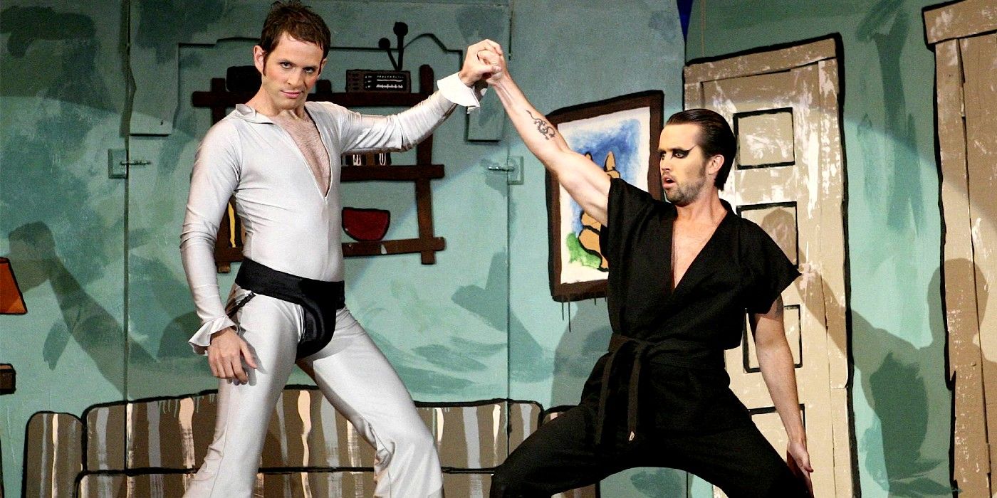 Dennis and Mac stage fighting in The Nightman Cometh in It's Always Sunny in Philadelphia