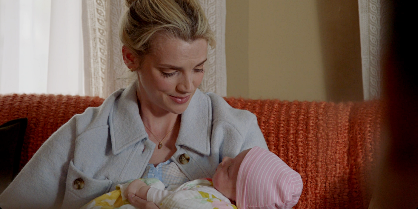 Does Sylvie on Chicago Fire have a baby?