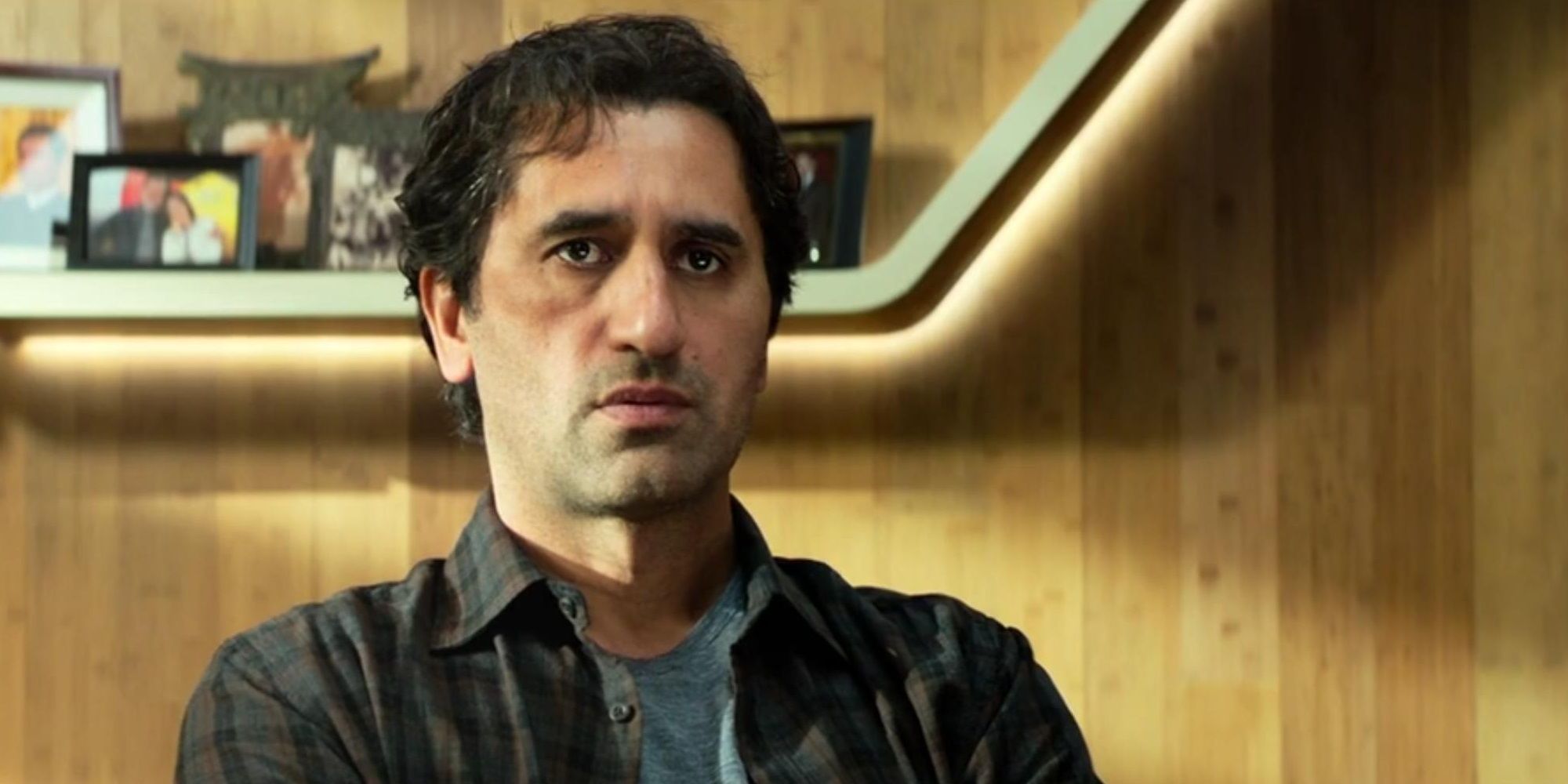Cliff Curtis looking concerned in The Meg