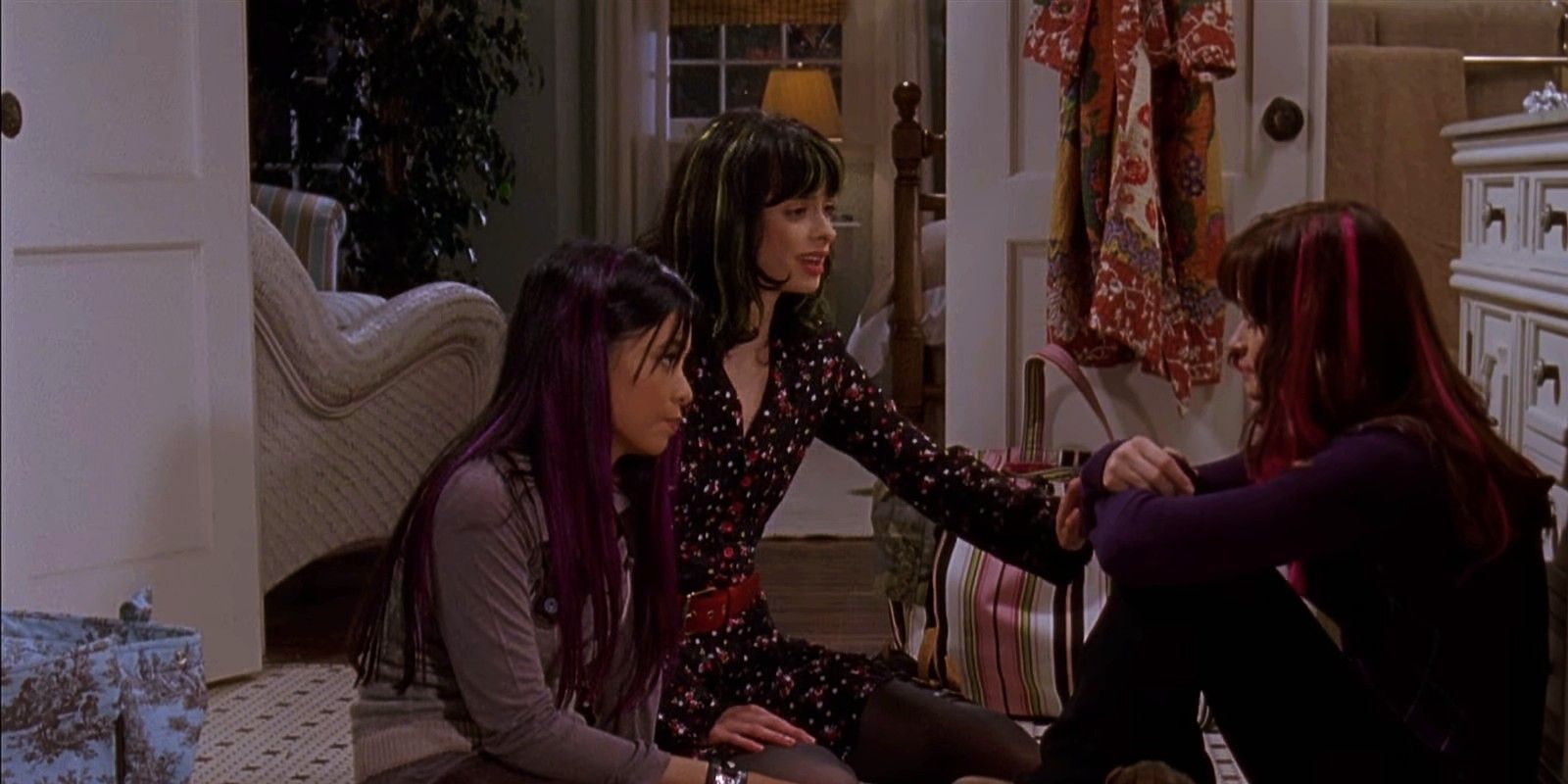 gilmore girls - rory, lucy, and olivia-1